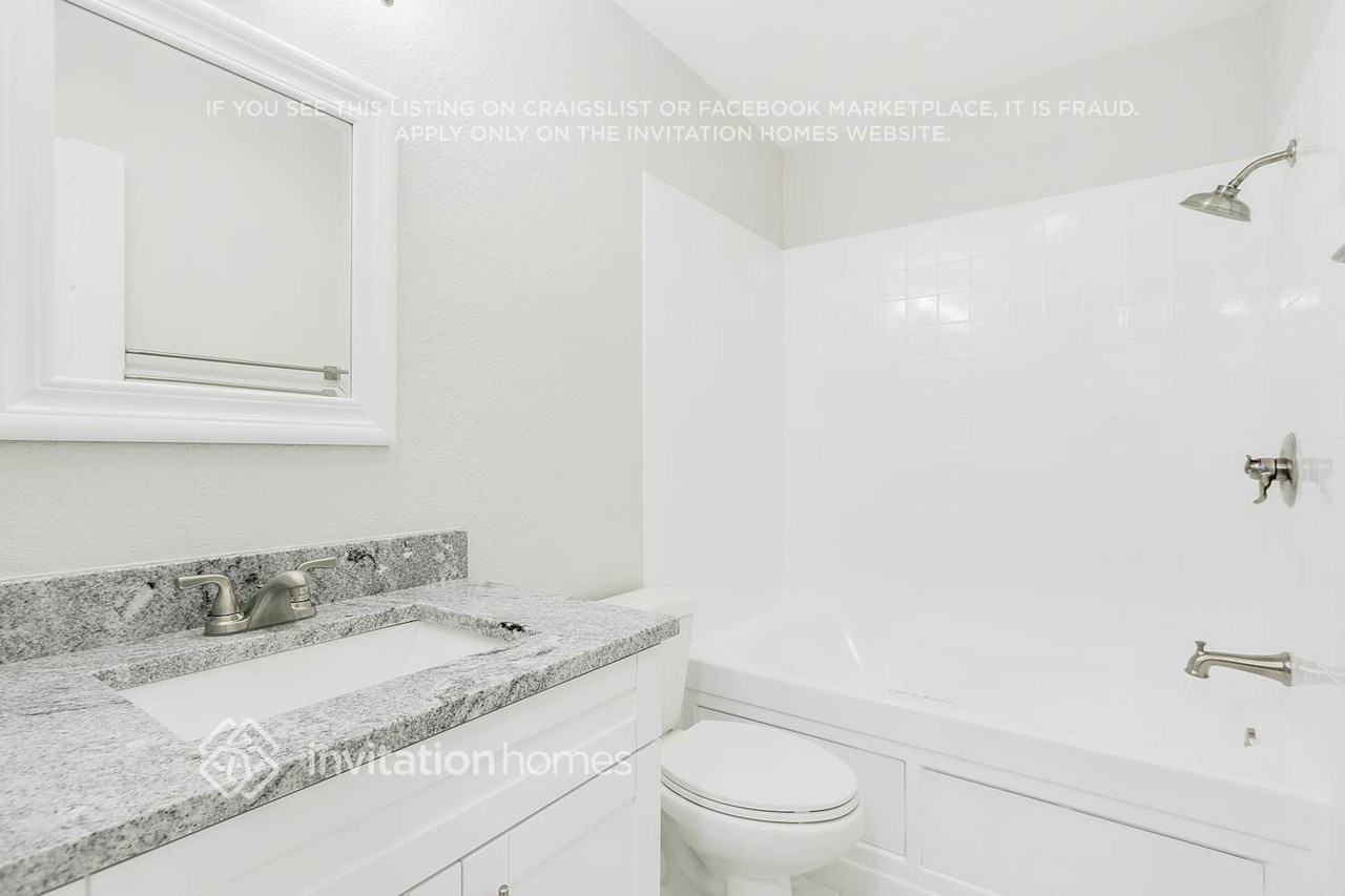 909 Skyview Dr - Photo 5 of 27