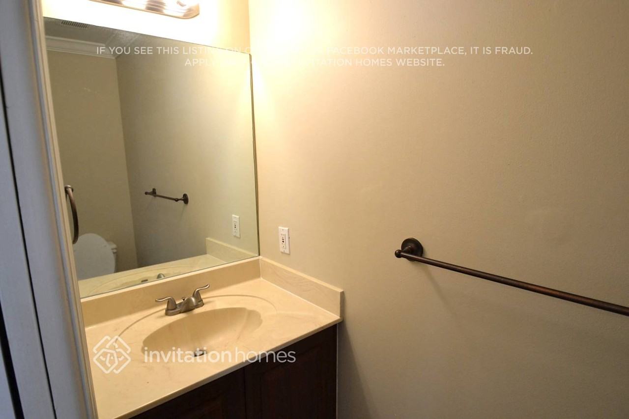 18133 Sw 153rd Pl - Photo 7 of 10