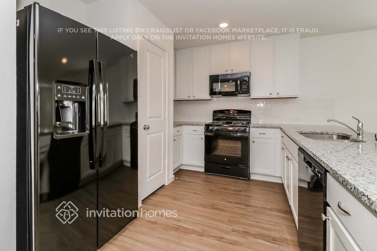 7245 Misty Summit Dr - Photo 7 of 24