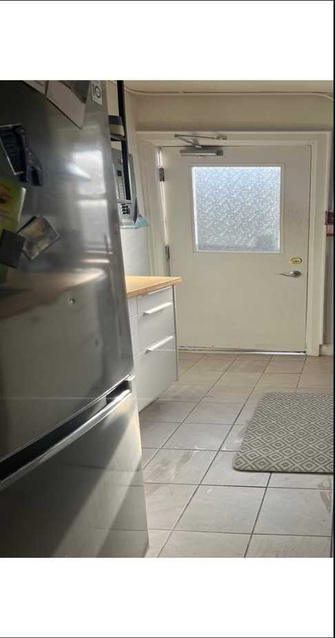 374 Bloor St W - Photo 3 of 11