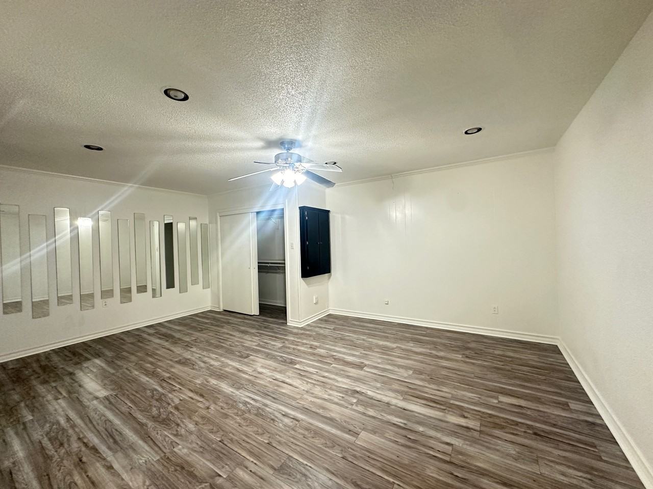 5608 Mcknight Dr #1 - Photo 4 of 12