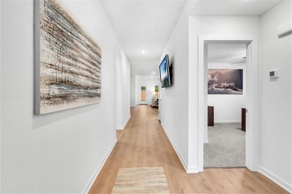 521 Colorado St - Photo 3 of 12