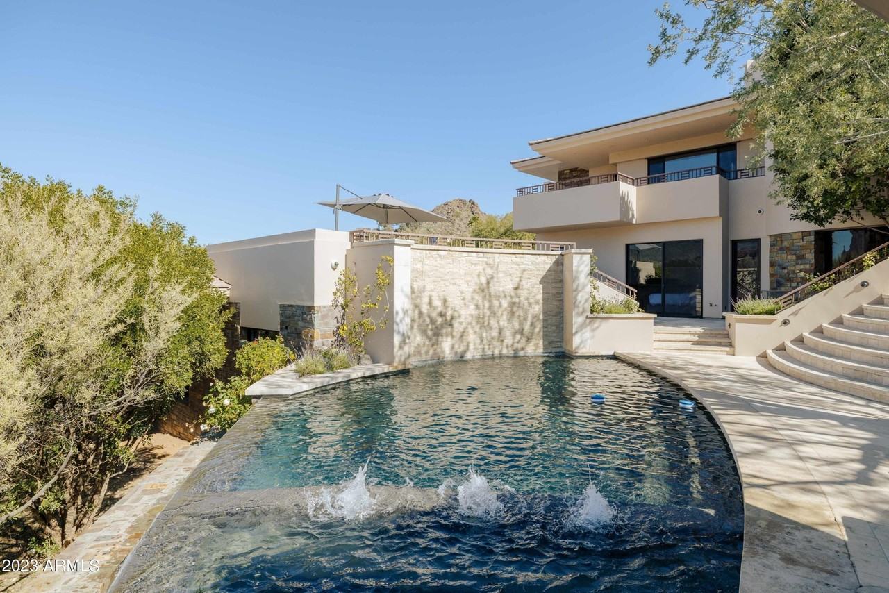 7451 N Las Brisas Ln - Photo 5 of 24