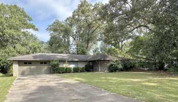 featured image of 116 Lindsey St