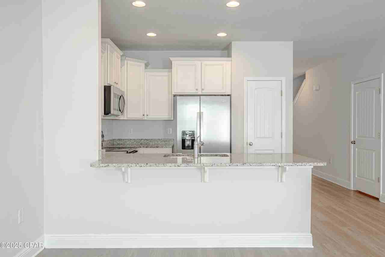 7472 Shadow Lake Dr - Photo 7 of 50