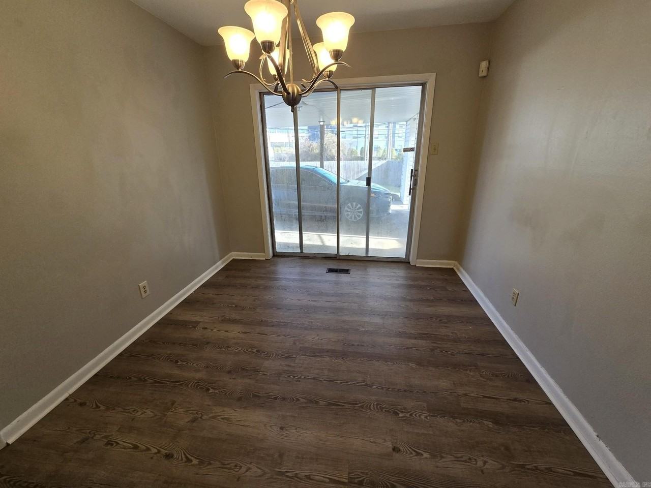 6408 Bluebird Dr - Photo 5 of 12