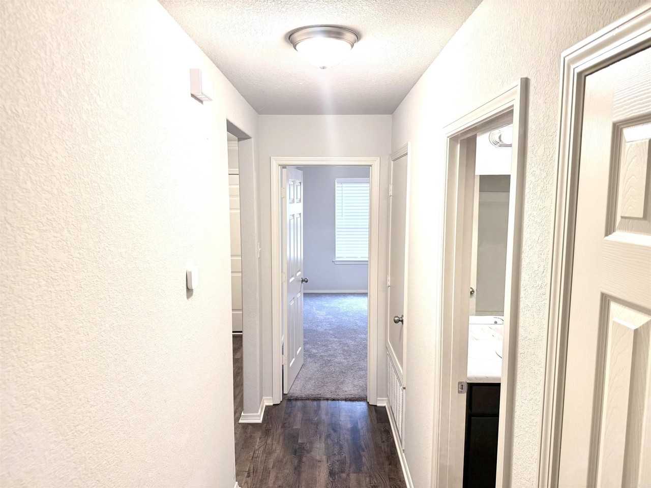 6032 Saddle Hill Dr - Photo 5 of 12