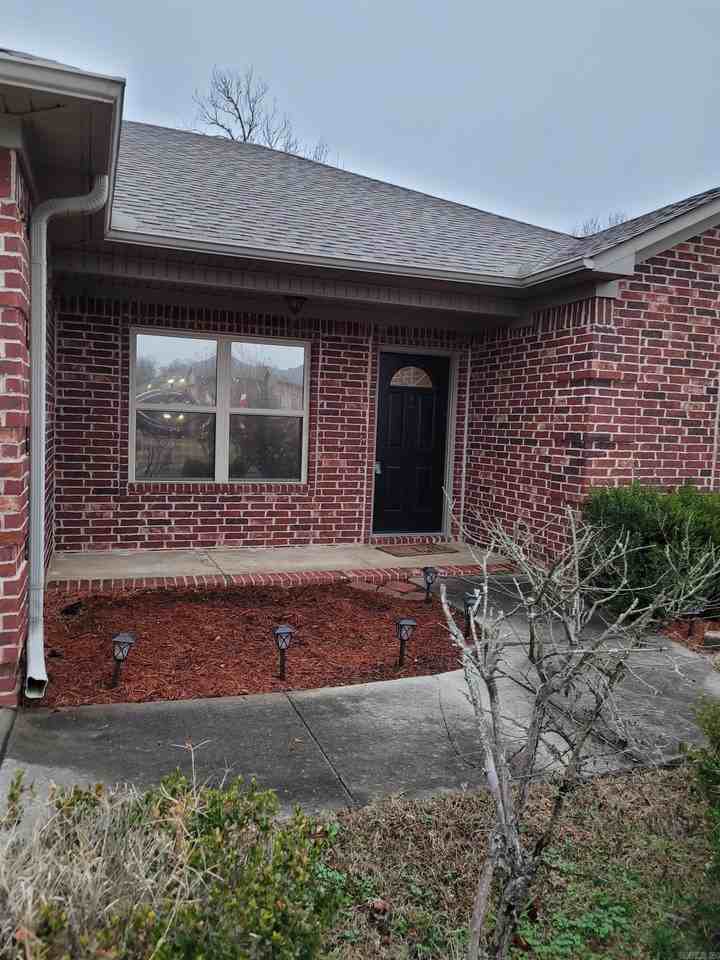 31 Bryson Dr - Photo 2 of 15