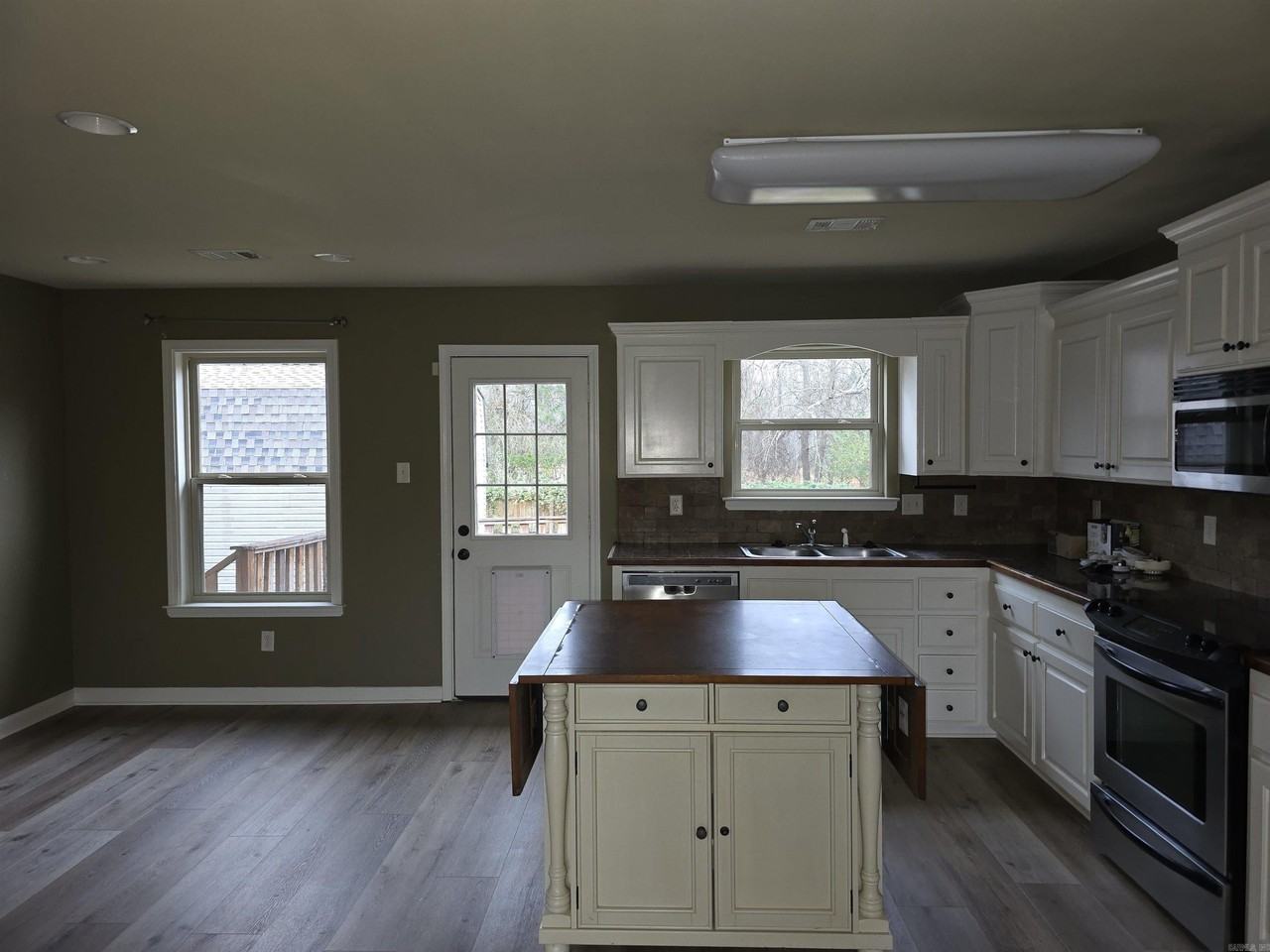 31 Bryson Dr - Photo 5 of 15