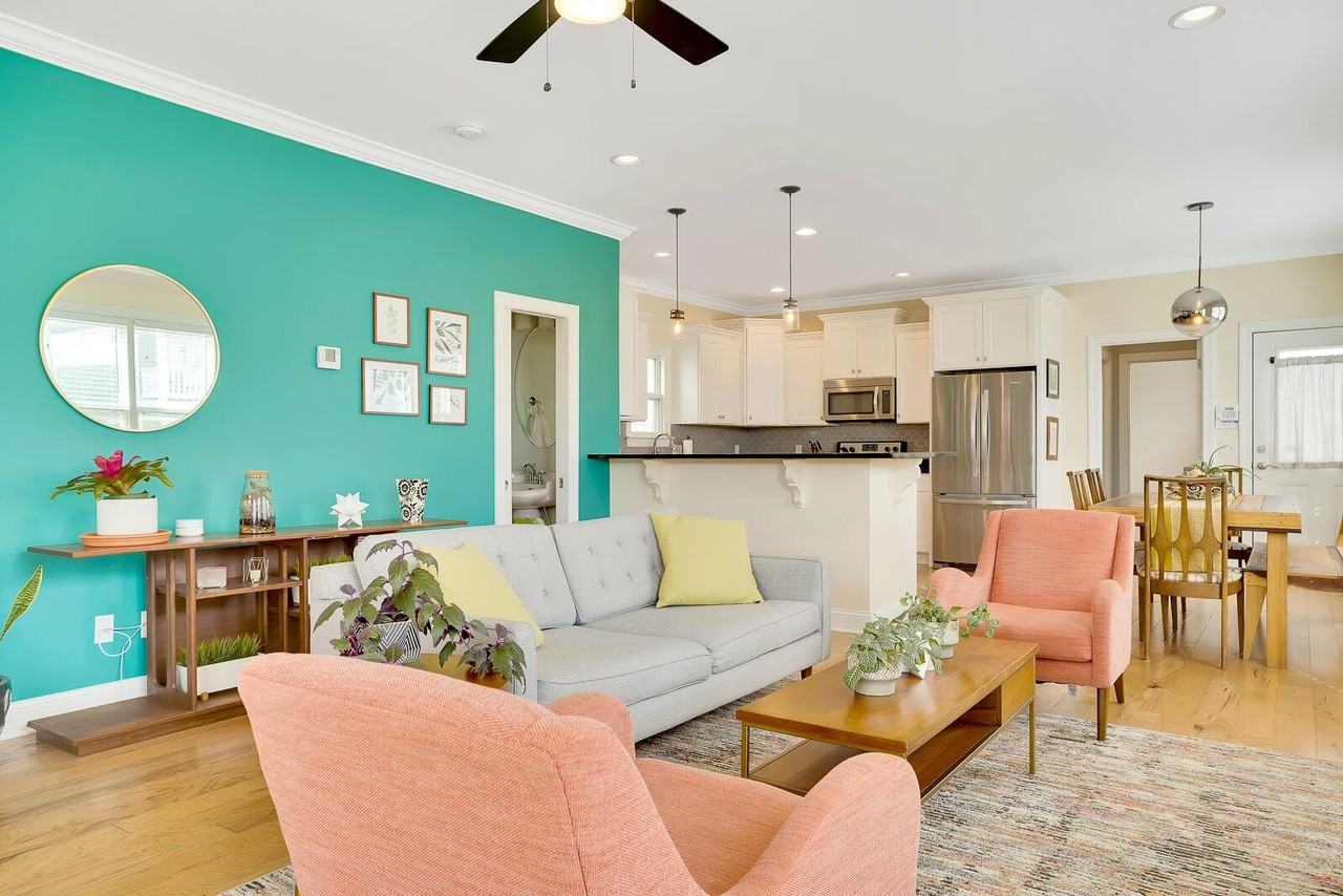 1968 Rossville Ave - Photo 3 of 29