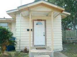 featured image of 3921 Chestnut St #B