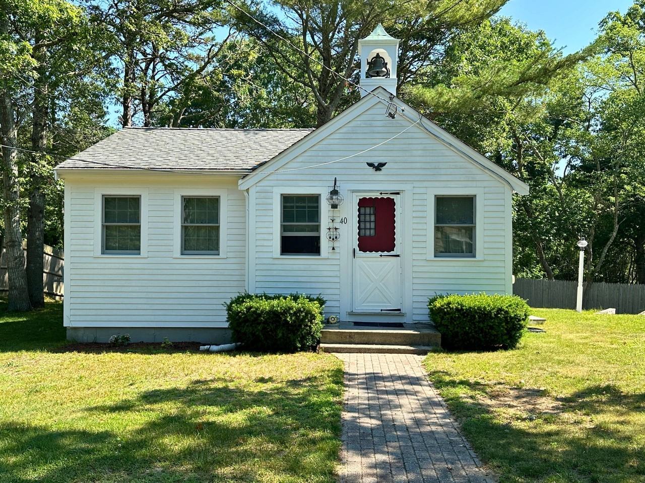 40 Bradford Rd - Photo 3 of 18