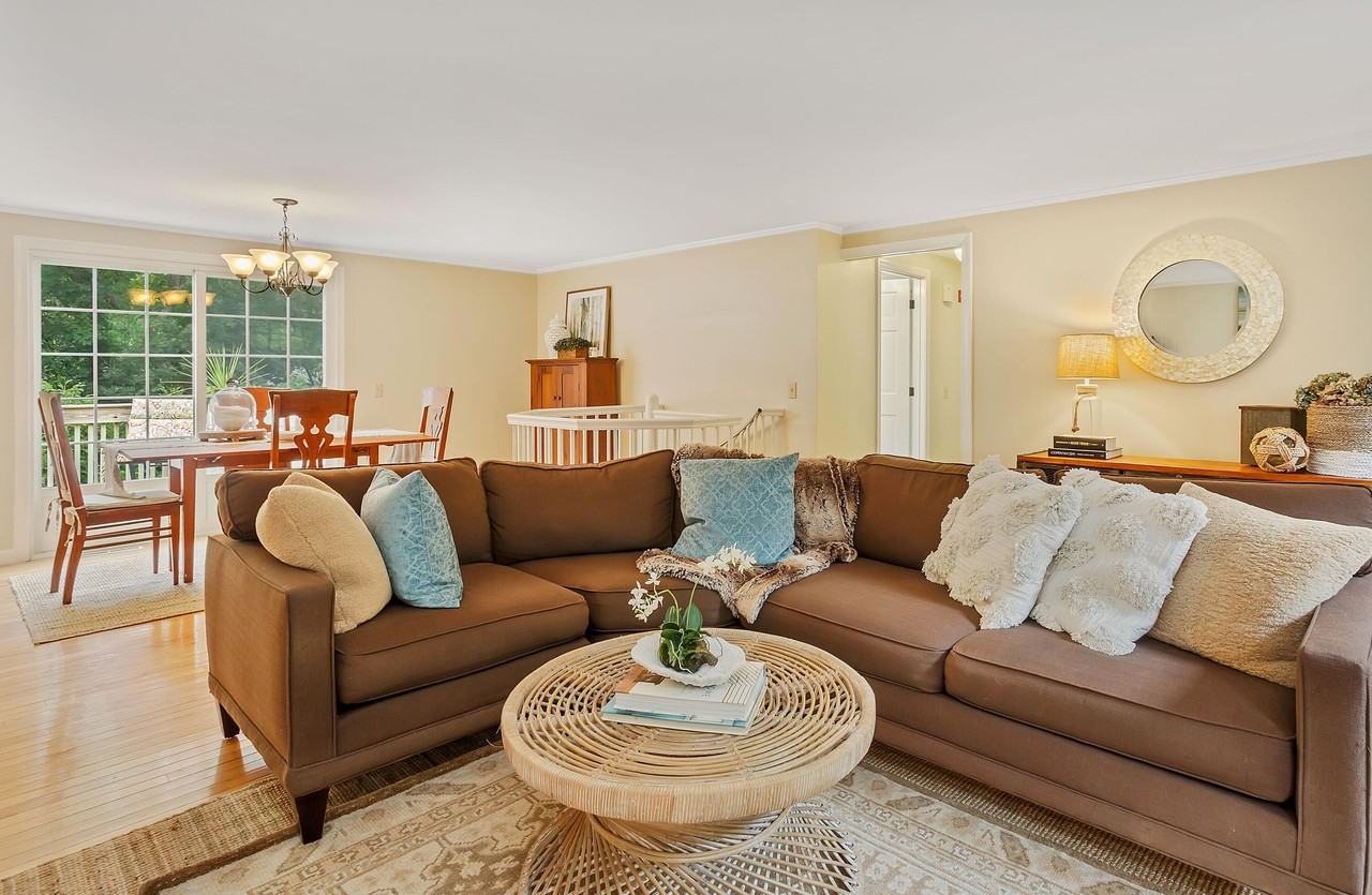 25 Embassy St - Photo 6 of 24