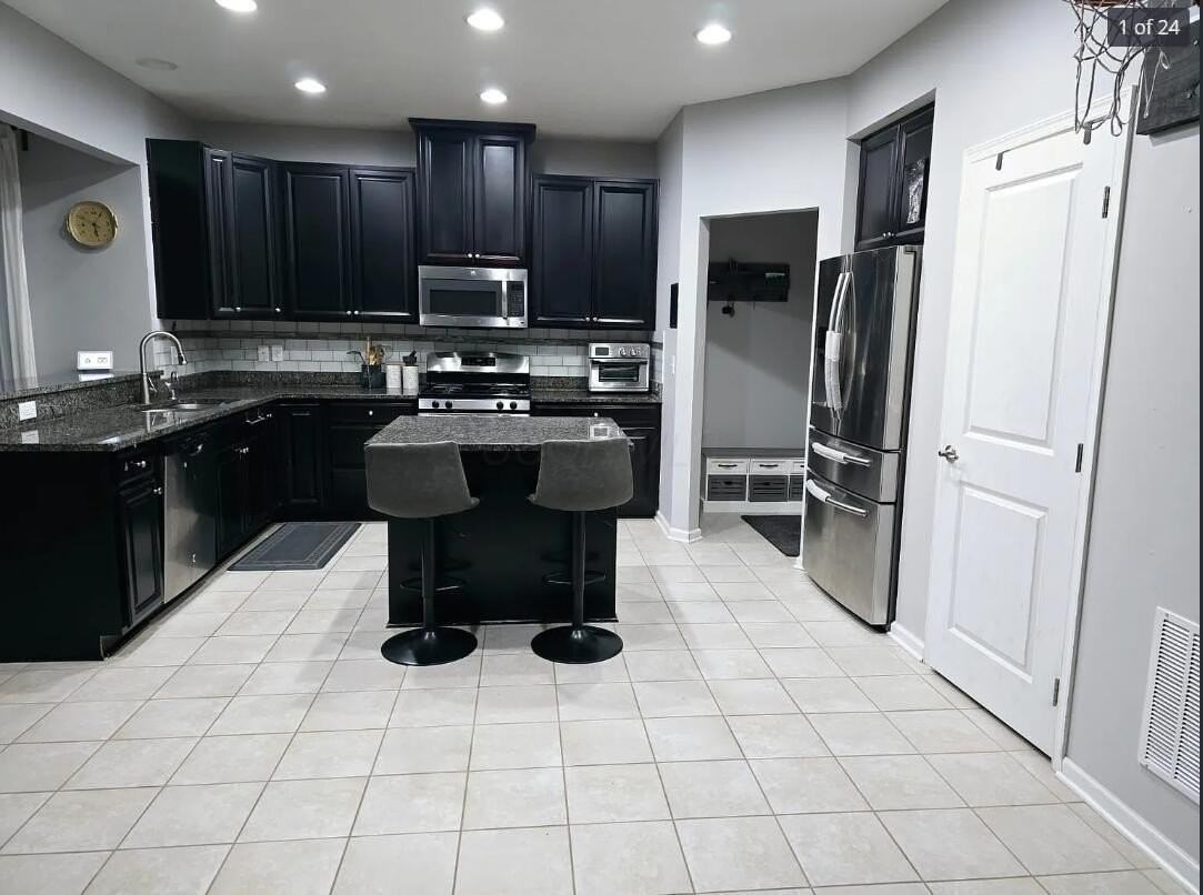 406 Justice Way - Photo 3 of 20