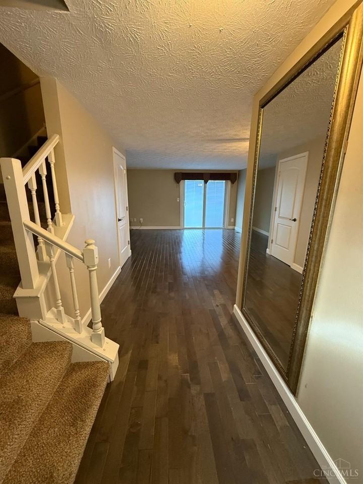 443 Lockhaven Ct - Photo 2 of 16