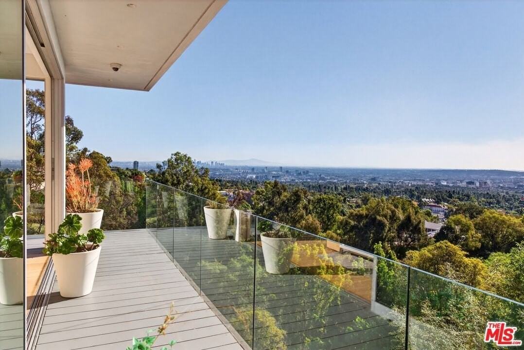 9894 Beverly Grove Dr - Photo 7 of 36