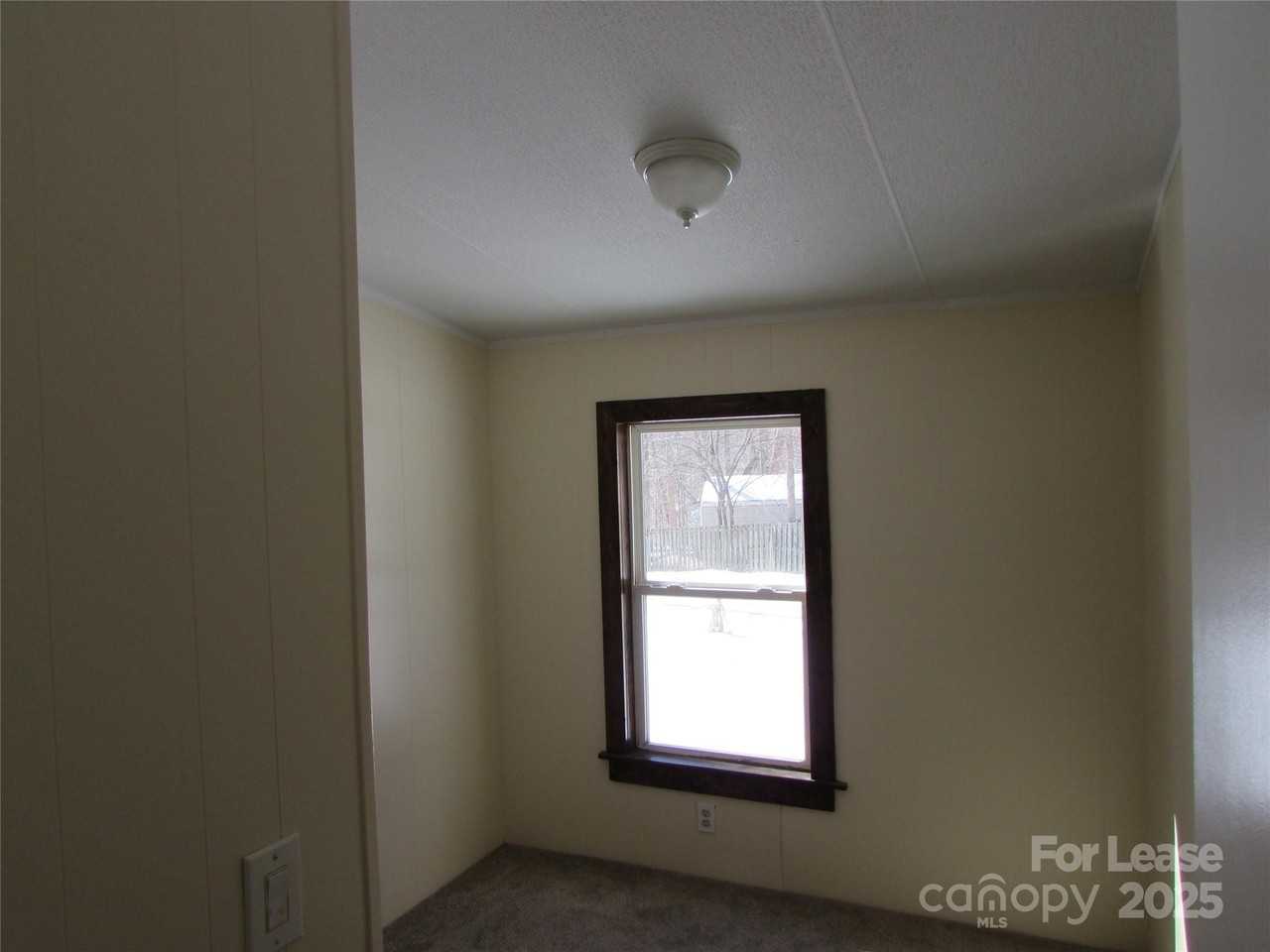 116 Tulip Tree Ct - Photo 7 of 10