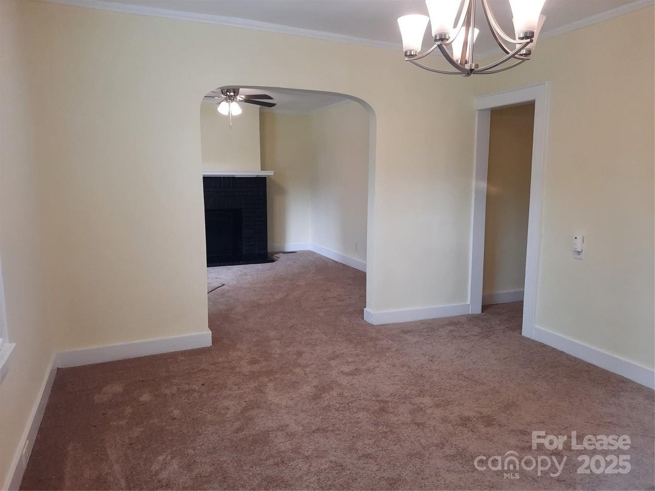 2424 Statesville Ave - Photo 5 of 15