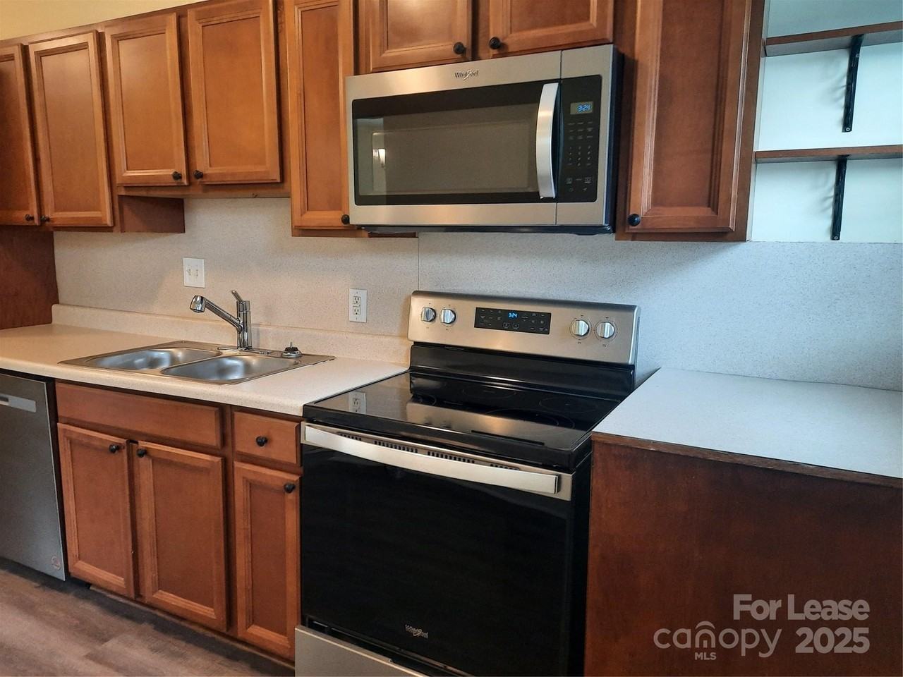 2424 Statesville Ave - Photo 6 of 15