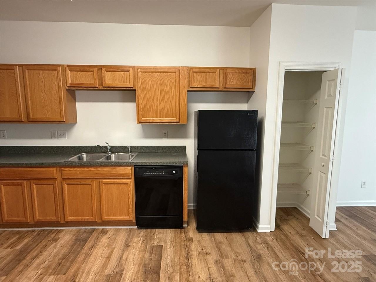 7041 Somerset Springs Dr - Photo 6 of 11