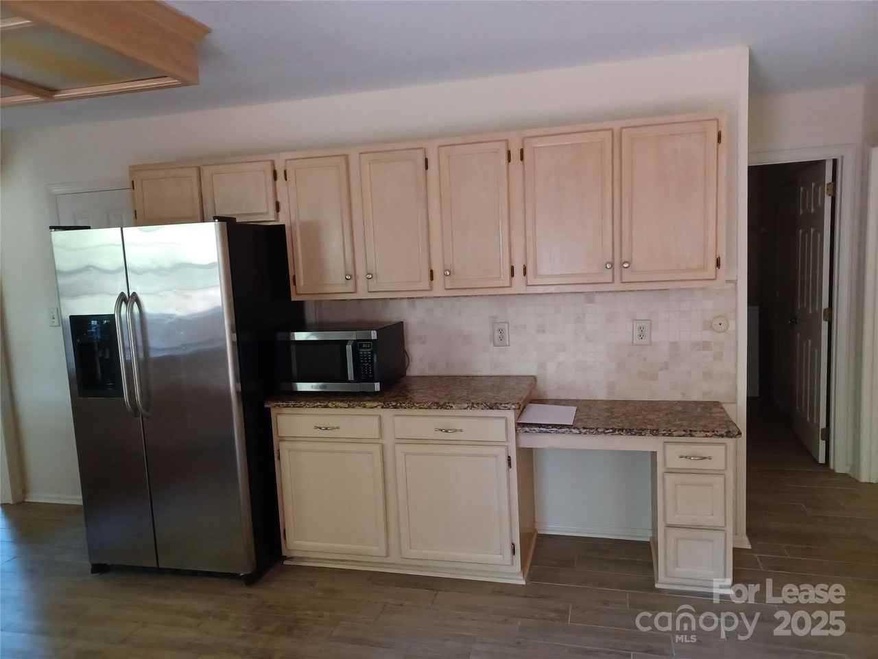 9132 E Orchard Ln - Photo 3 of 10