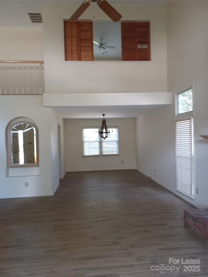 9132 E Orchard Ln - Photo 7 of 10