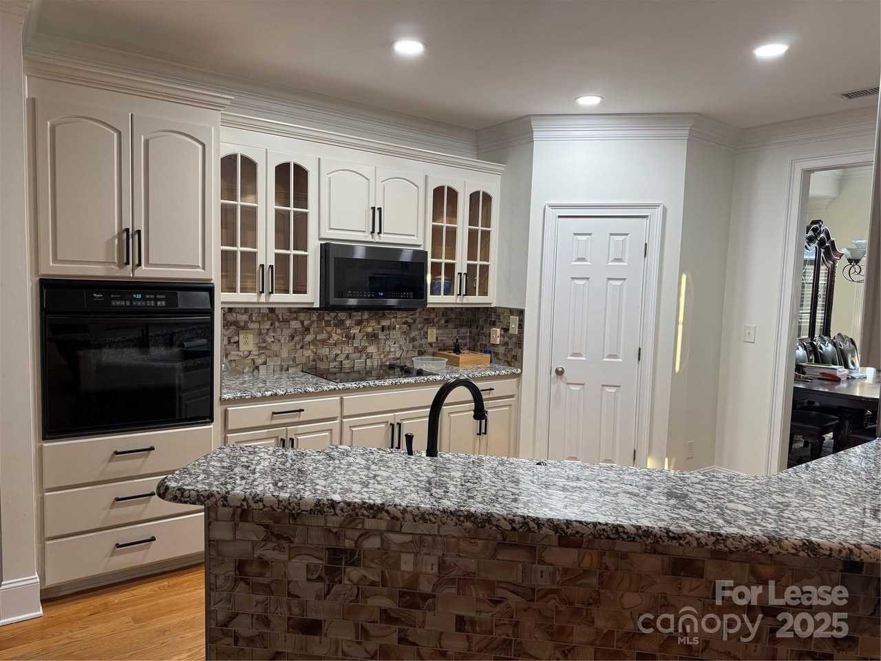 5919 Newell Dr - Photo 7 of 27