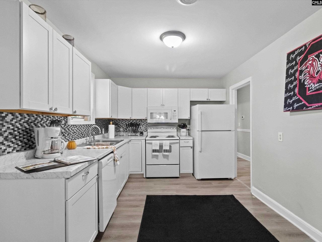 1342 Karlaney Ave - Photo 7 of 17