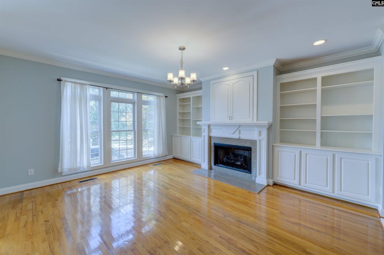 2 Rose Dew Ln - Photo 5 of 32