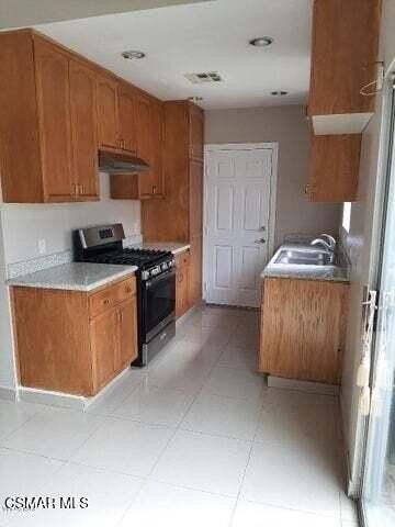 7337 Balboa Blvd Unit 5 #5 - Photo 7 of 15