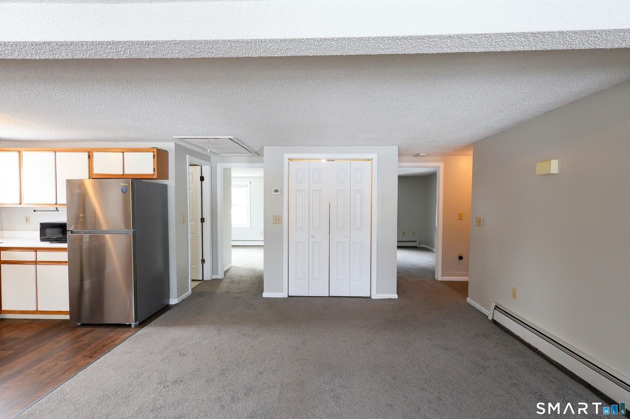 62 Whiton St #2ndFL - Photo 2 of 16