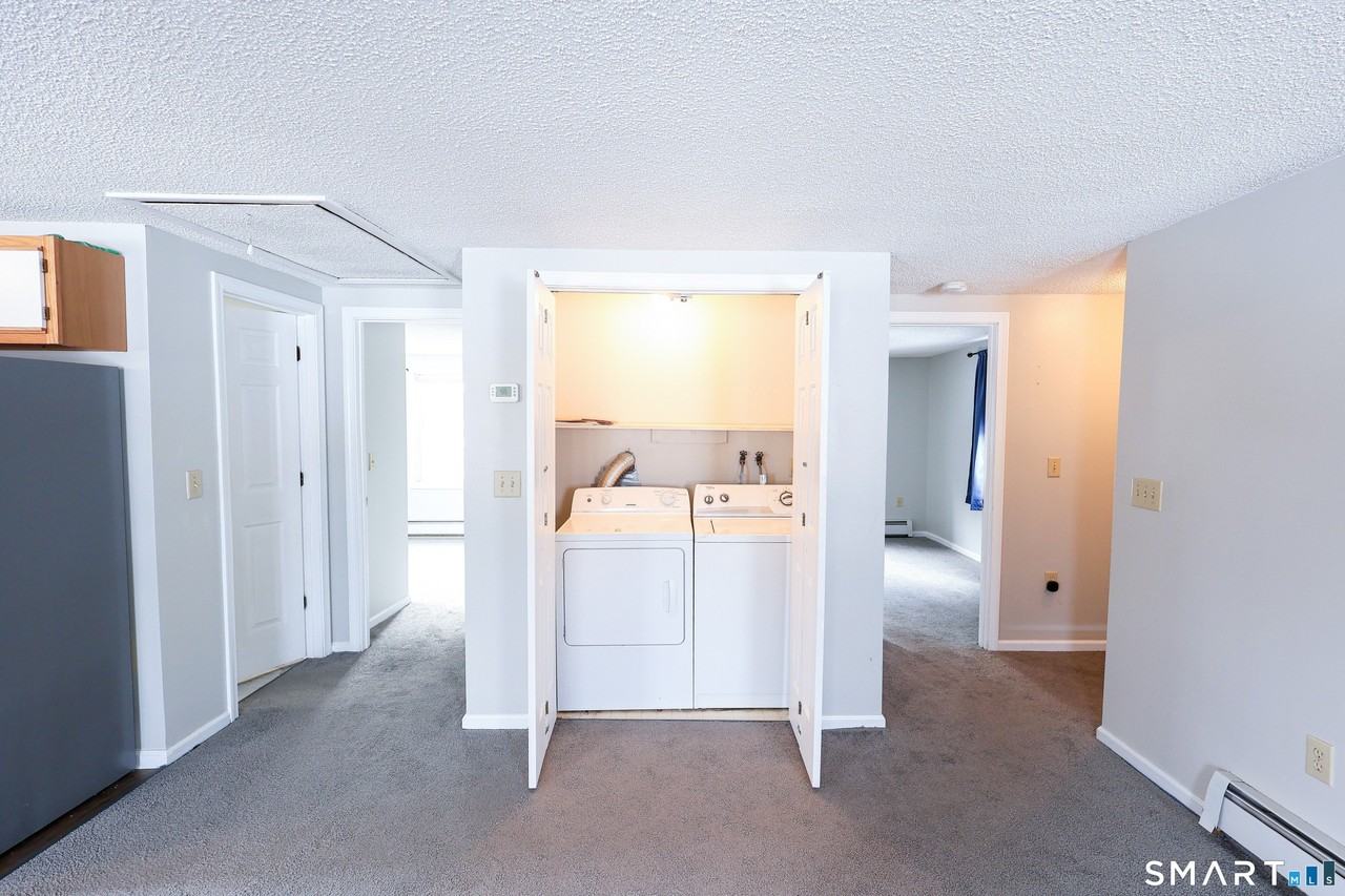 62 Whiton St #2ndFL - Photo 3 of 16