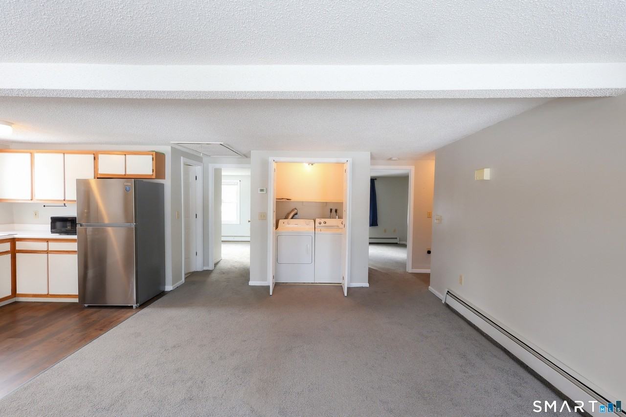 62 Whiton St #2ndFL - Photo 4 of 16