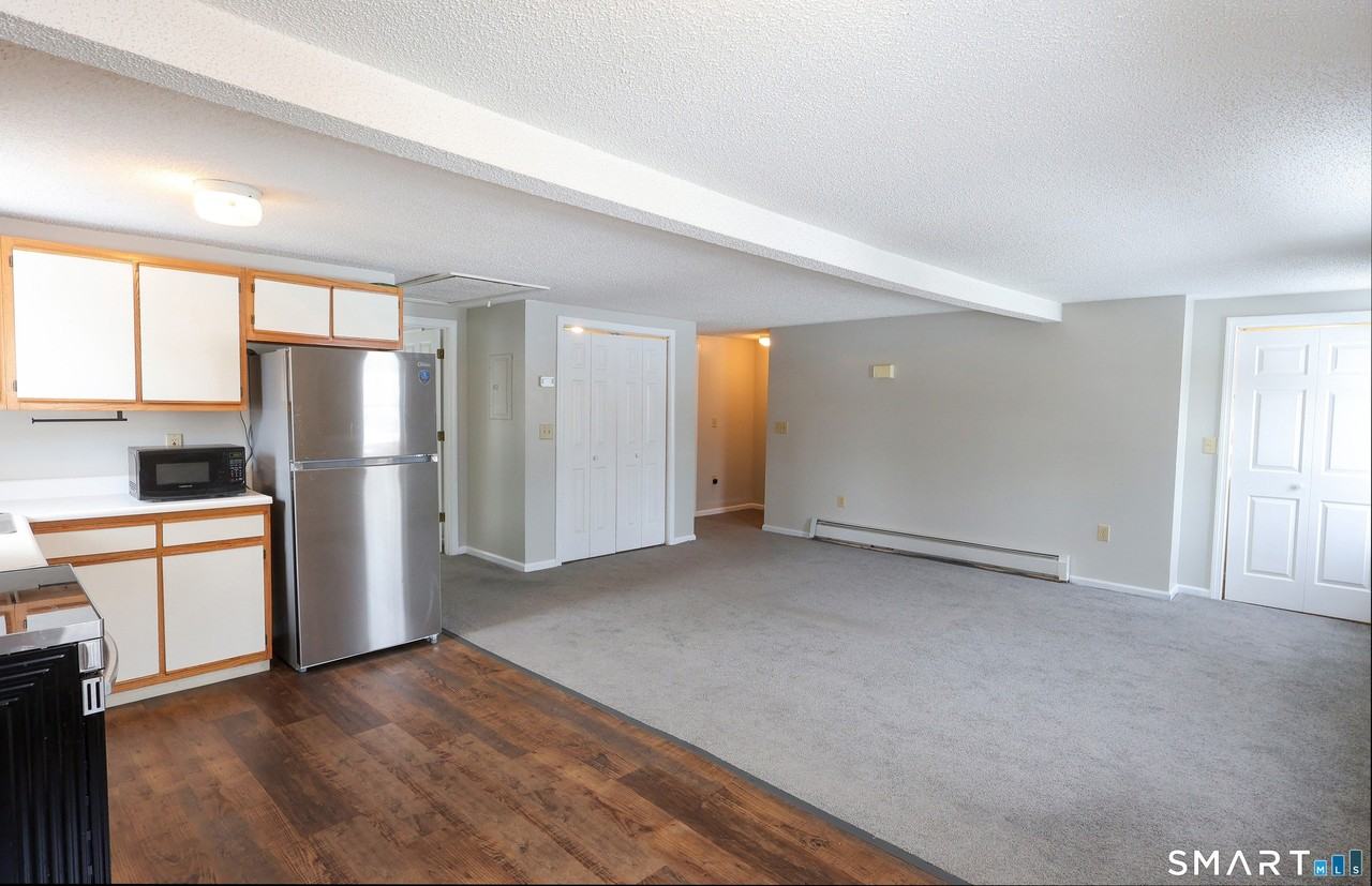 62 Whiton St #2ndFL - Photo 6 of 16