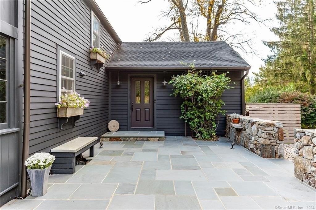 63 Cemetery Hill Rd - Photo 6 of 40