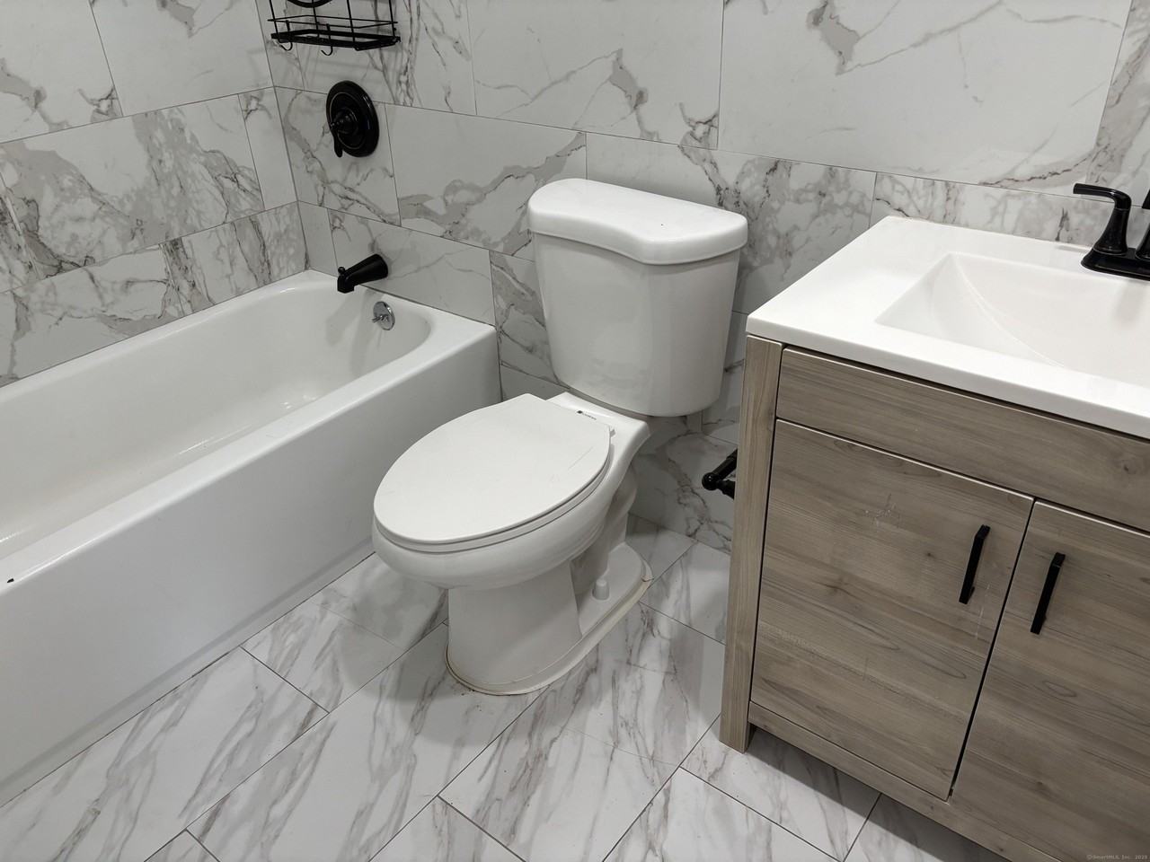 7 Arch St #1 - Photo 4 of 15