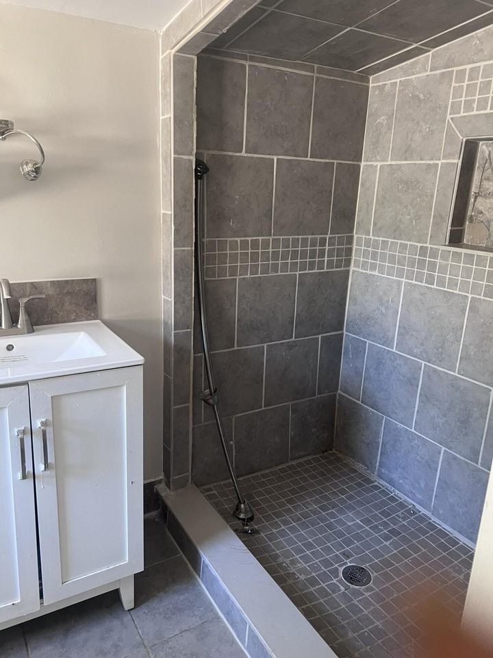 2363 Susan Dr - Photo 3 of 16