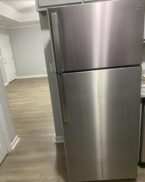 1136 Summer Brook Rd - Photo 4 of 10