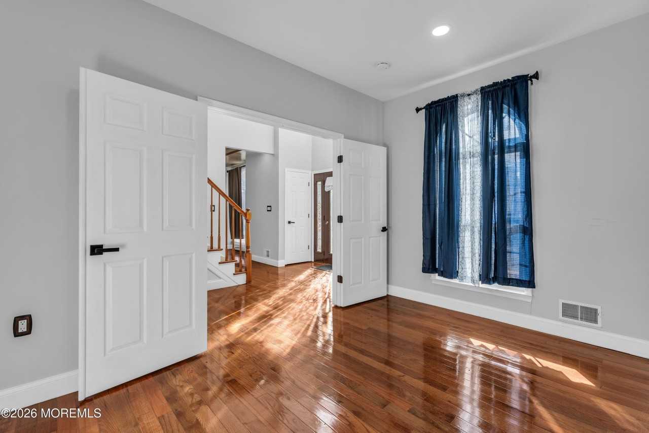 4 Reuben Ct - Photo 4 of 49