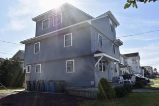 300 Beach Ave E - Photo 1 of 1