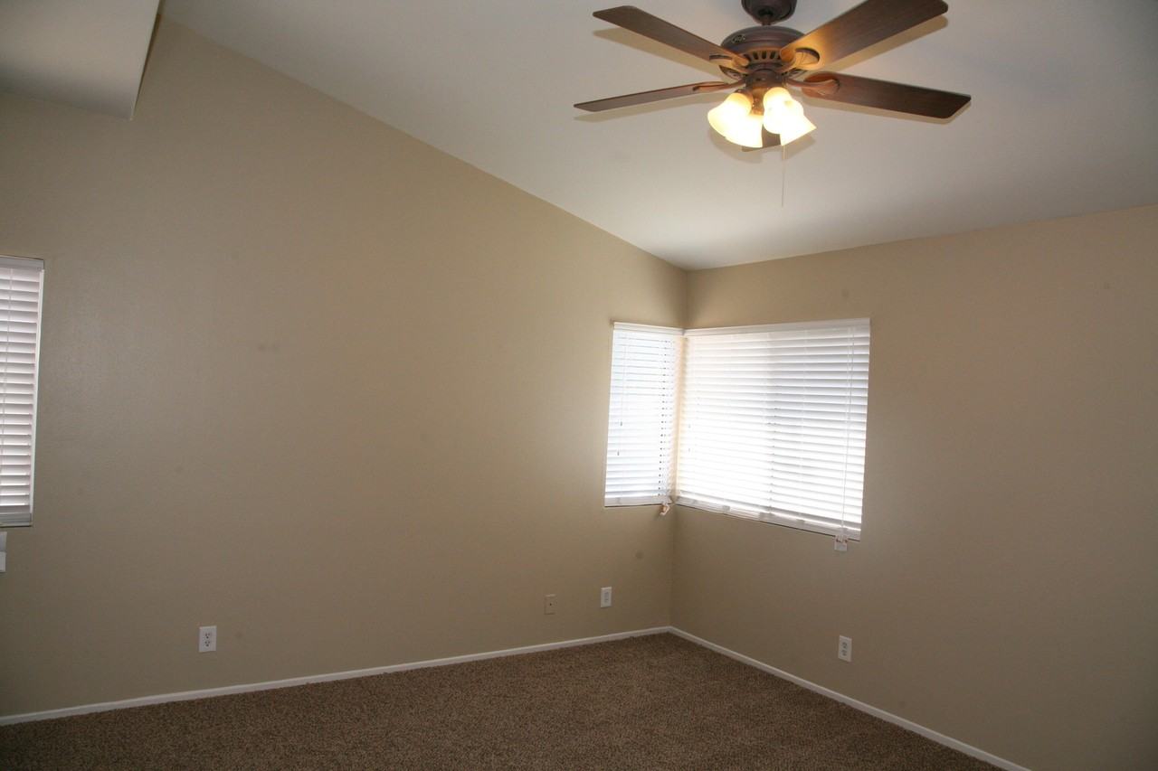 44211 Agave Cir - Photo 7 of 15