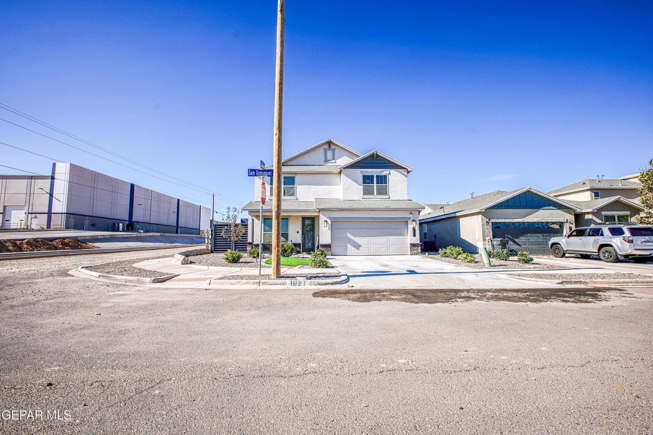 1621 Sam Dominguez St - Photo 2 of 50