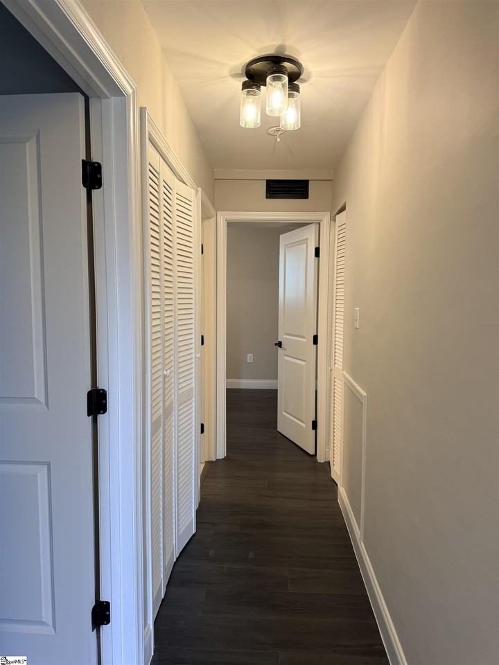 36 Spinnaker Ct - Photo 4 of 24