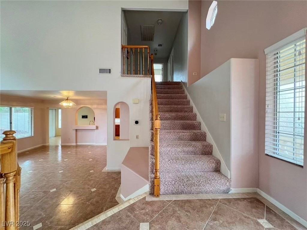 8257 Bermuda Beach Dr - Photo 3 of 32