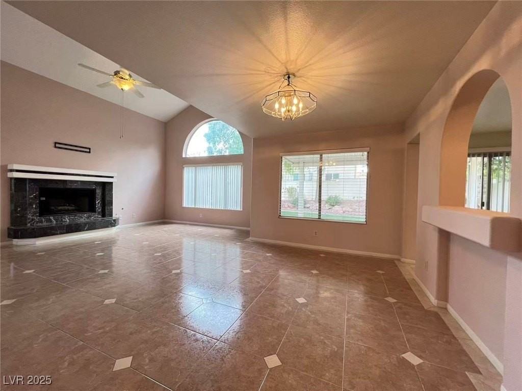 8257 Bermuda Beach Dr - Photo 7 of 32