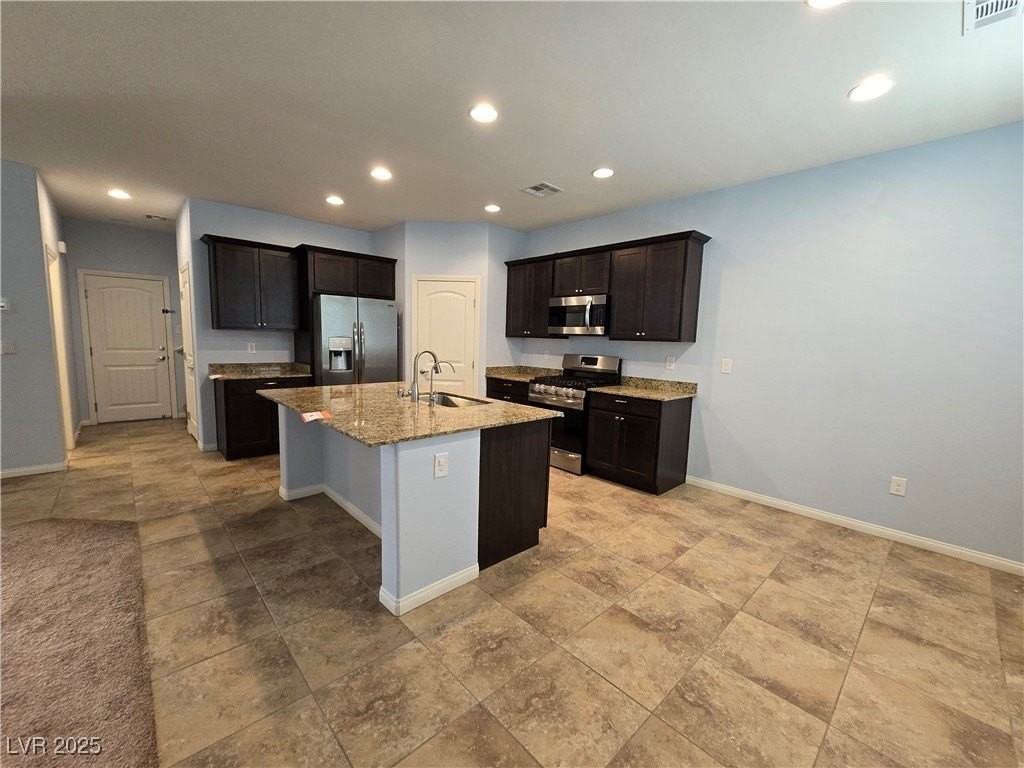 9213 Black Diamond St - Photo 4 of 33