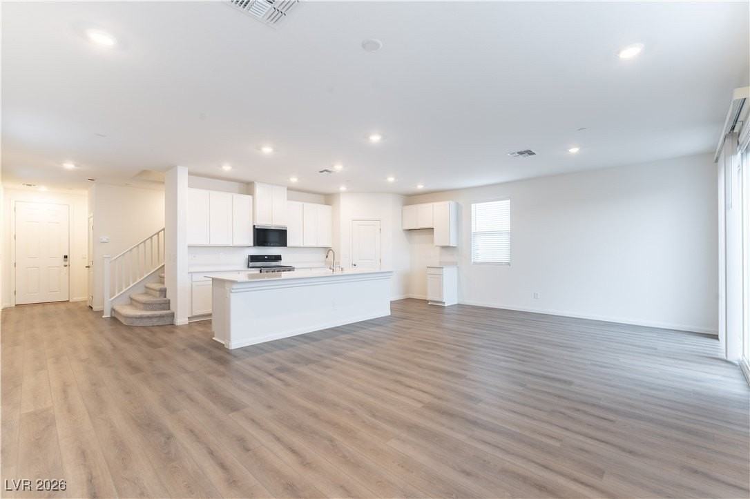 Magical Dr - Photo 5 of 25