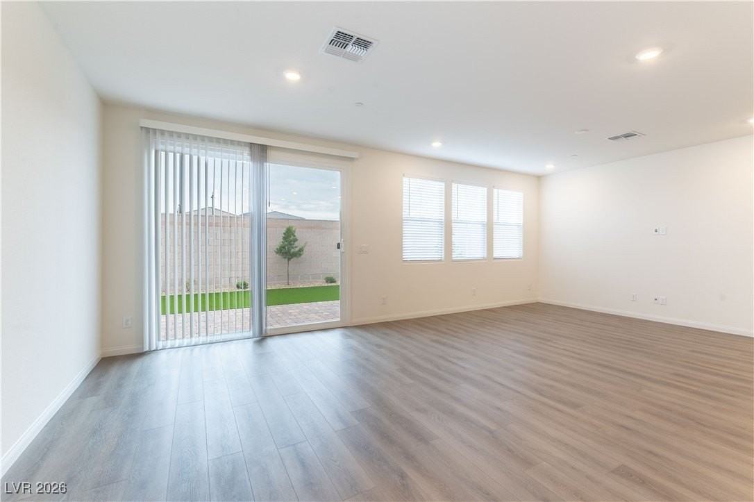 Magical Dr - Photo 7 of 25