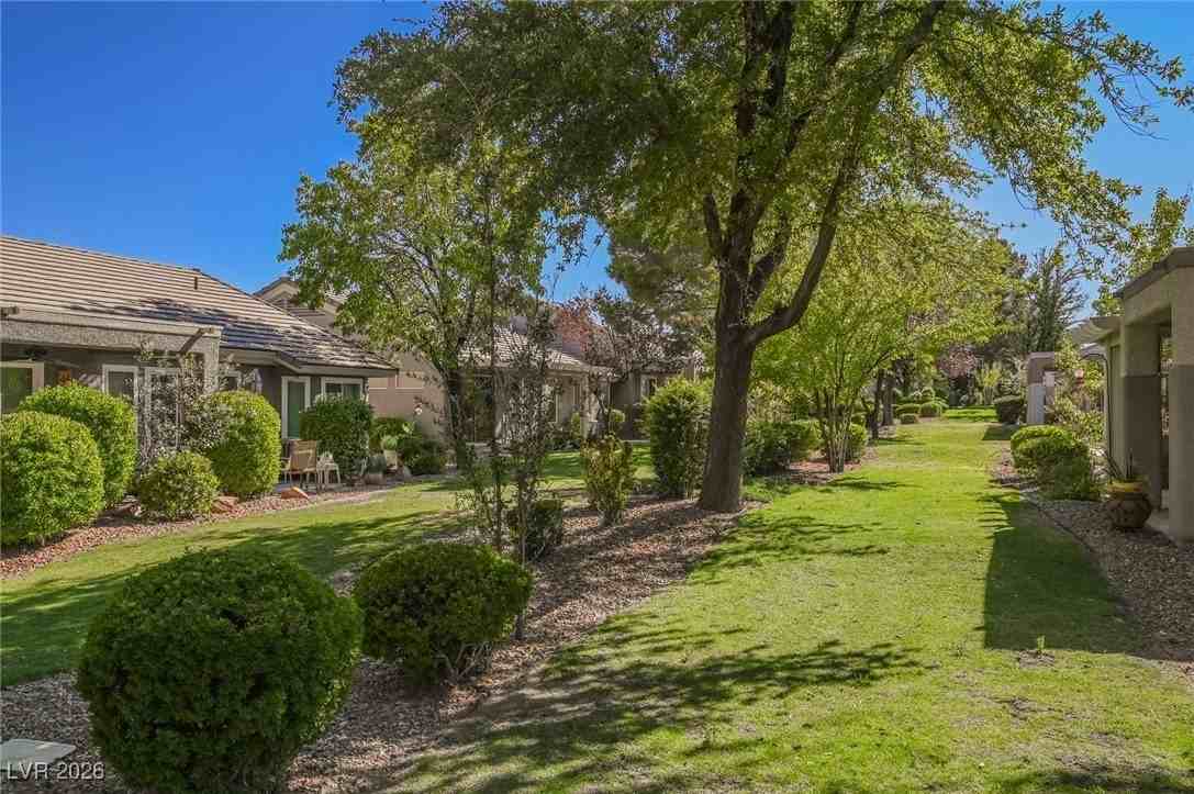 2077 Poppywood Ave - Photo 7 of 48