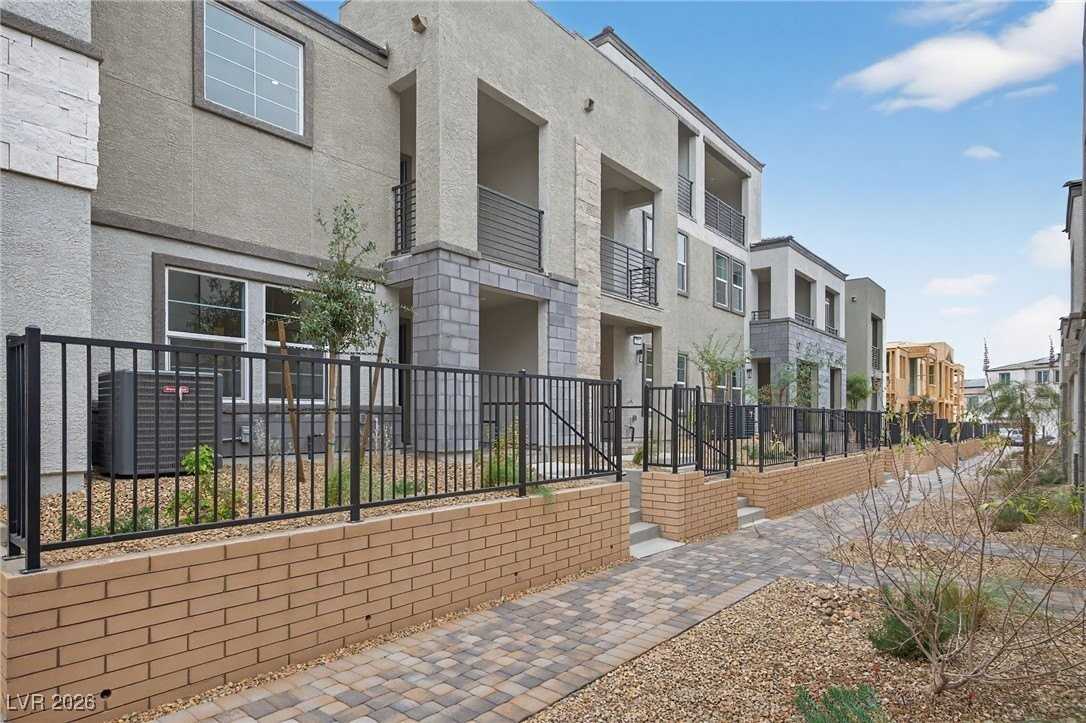 334 Cymbal Pl - Photo 2 of 50